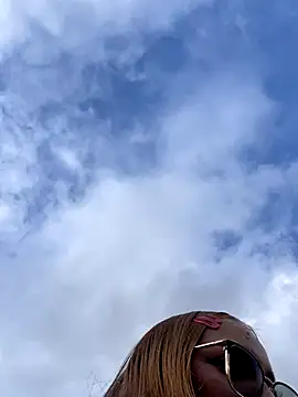 melody-dy online show from October 15, 10:01 pm