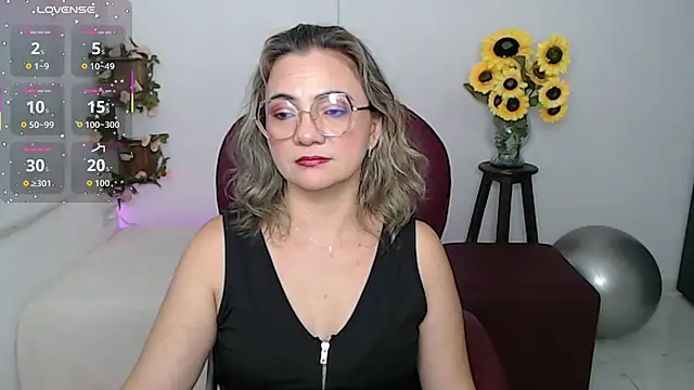 ana milf online show from March 12, 1:47 pm