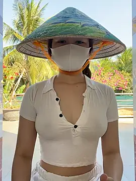 BabyThree  online show from March 21, 8:41 am