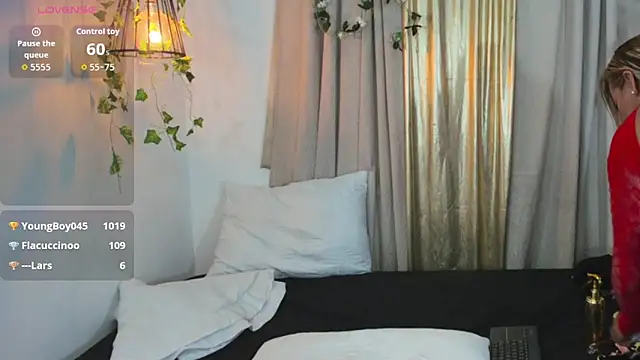 Catalina Fern online show from March 7, 11:12 pm