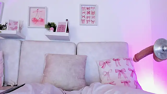 Malka Burning online show from November 9, 8:49 pm