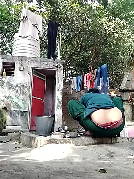 Miss Ayesha online show from April 17, 3:41 am