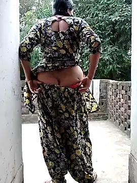 Miss Ayesha online show from October 21, 9:57 am