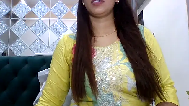 sparkling queen online show from October 3, 5:40 pm