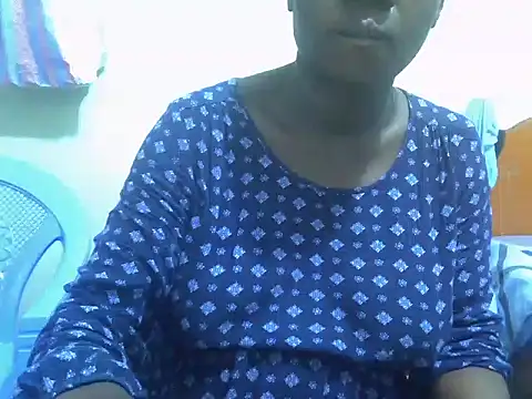 Petite rider online show from November 3, 5:55 am