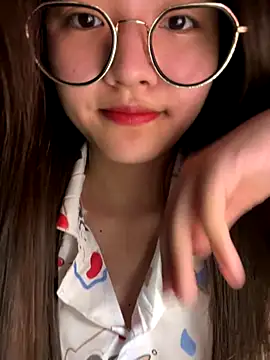 Krixxi22 online show from November 17, 4:51 pm