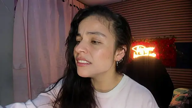 rosse 2504 online show from February 11, 1:45 pm