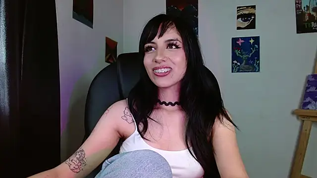 Ary Pieerce online show from March 5, 8:37 pm