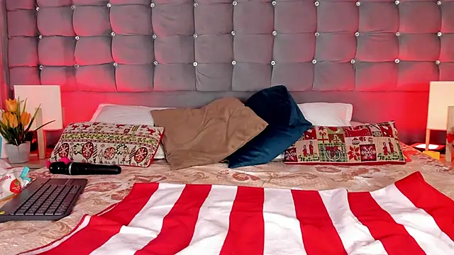 Poacahontasfg online show from January 18, 3:58 am