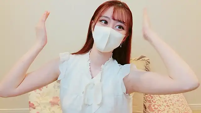 MIYU oO online show from May 11, 1:24 pm