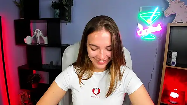 Snapshot of kenzie_x chatting on September 11, 6:47 am kenzie x online show from September 11, 6:47 am