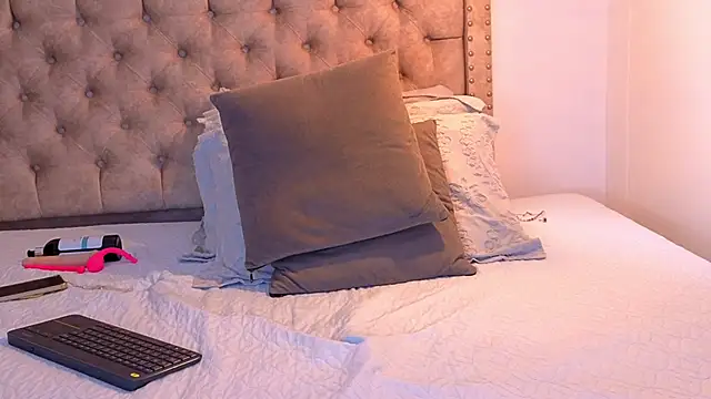 Anya Texas online show from December 18, 8:02 pm