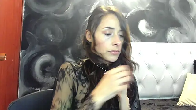 ScarletKings online show from November 18, 10:00 pm