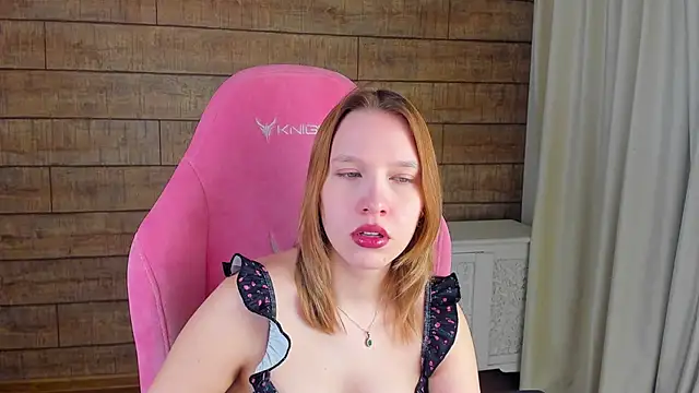 LiliLinn online show from March 20, 4:50 am