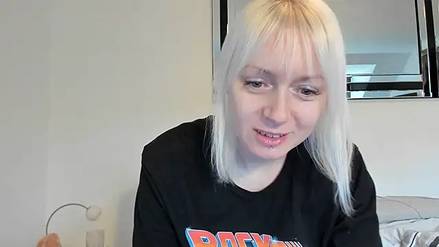 BetterThanYourEx69 online show from January 8, 11:03 am