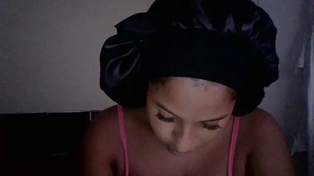 Kitra New online show from November 5, 8:36 pm