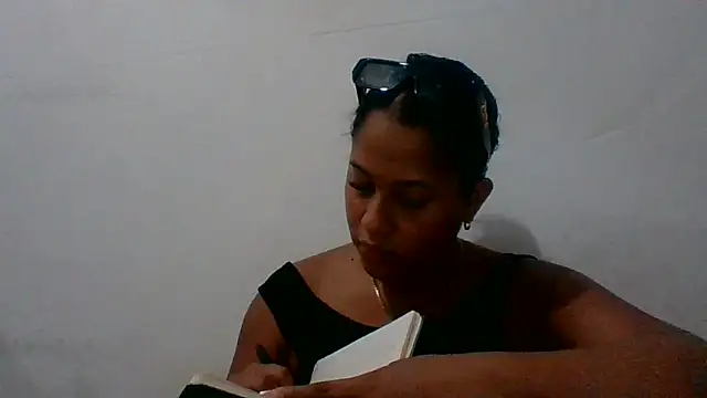 Kitra New online show from April 4, 7:23 pm