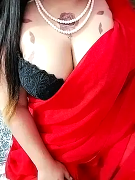 MISS QAYENAT online show from November 28, 4:54 pm