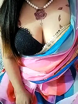 MISS QAYENAT online show from November 13, 5:34 pm