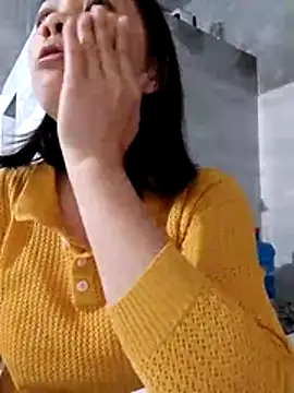 Aninyin22 online show from February 1, 12:42 am