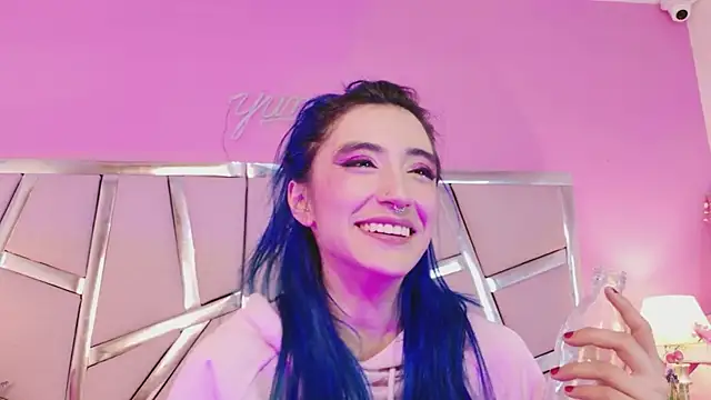 Snapshot of Lunapage chatting on September 20, 8:40 pm Lunapage online show from September 20, 8:40 pm