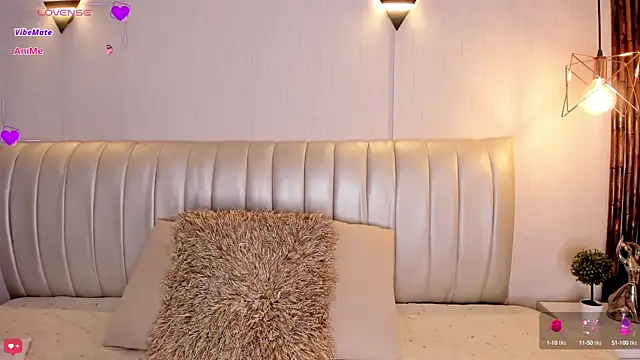 Zuzu sweet online show from September 8, 7:13 pm