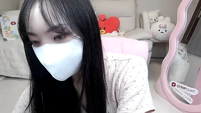 momo room online show from September 15, 11:29 am