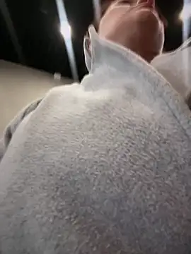 ZhenjaPoledance online show from April 7, 7:10 am