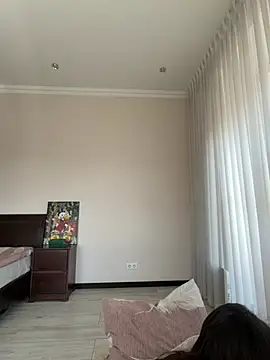 Hott Lolla online show from March 28, 9:53 am