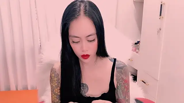 witch-39 online show from July 12, 6:14 am