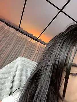 corallwells online show from March 4, 12:06 am