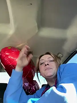 lezbean24 online show from February 7, 6:45 pm