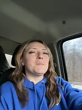 lezbean24 online show from February 24, 10:41 pm