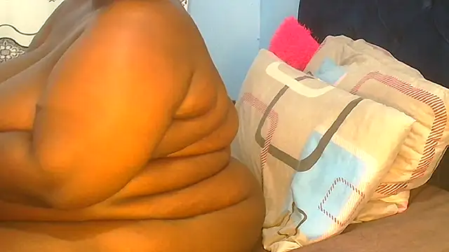 sexybigasss online show from December 2, 10:49 am