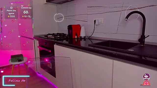 CelyneMay online show from January 16, 3:30 pm