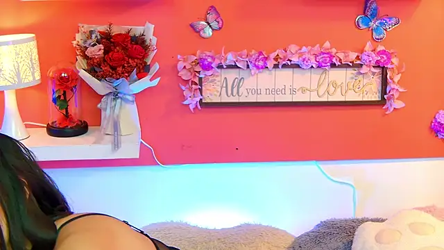 ChloeRem online show from April 20, 9:51 pm