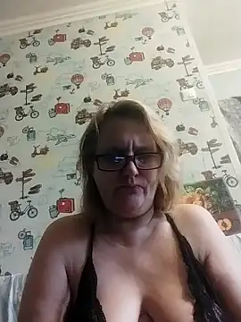 Forest-Lady online show from October 29, 7:23 am