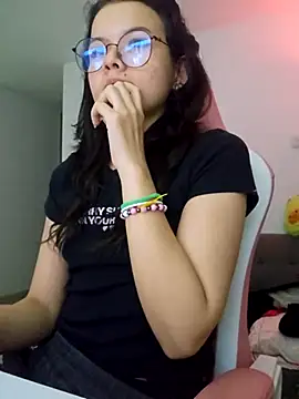 azumiichan online show from April 21, 1:42 am