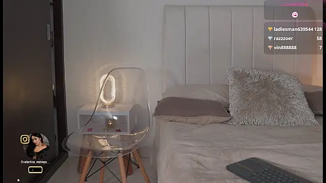 Madison evans1 online show from January 8, 5:44 am