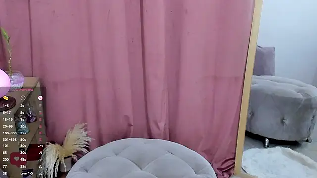  AllisonSweet  online show from October 1, 9:20 pm