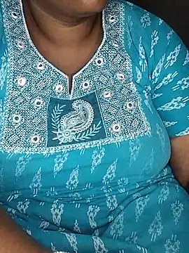Snapshot of Latha-Hyd chatting on October 23, 4:51 am Latha-Hyd online show from October 23, 4:51 am