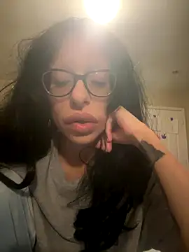 myloveforyouu online show from November 16, 9:00 am