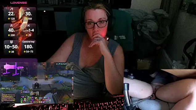 lili-hot-77 online show from September 11, 7:25 pm