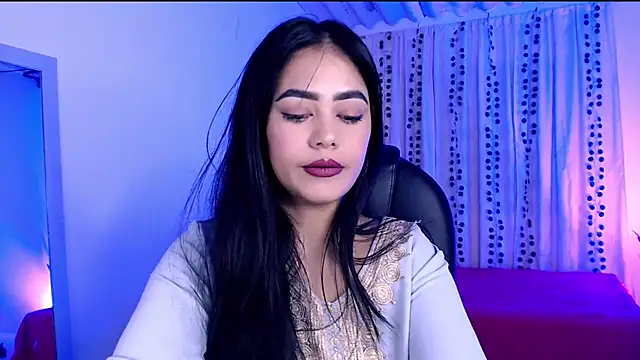 azzahara069 online show from May 29, 3:59 am