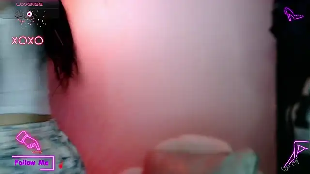 LauGrayJ online show from November 24, 9:50 pm