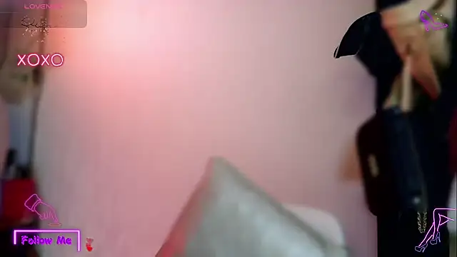 LauGrayJ online show from October 25, 12:29 am