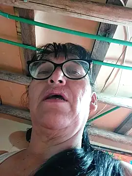 clarita 01 online show from September 27, 1:40 pm