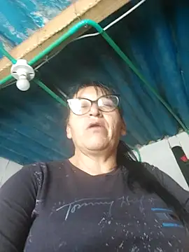 clarita 01 online show from January 9, 7:40 pm