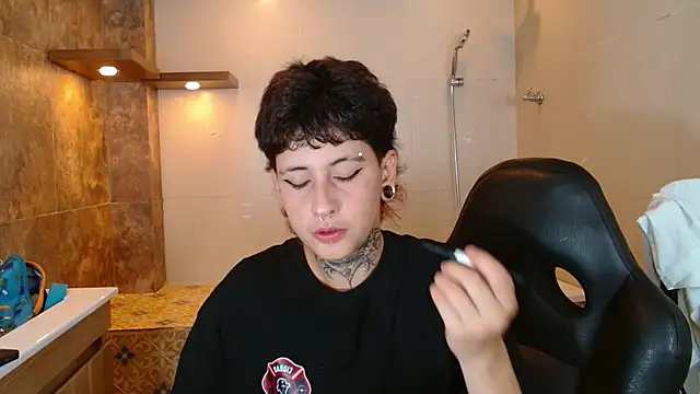 Ethan lennox online show from November 20, 7:59 pm