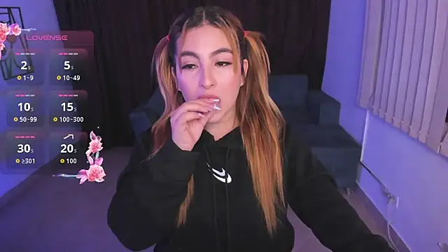 SusyAmis online show from October 31, 4:03 am